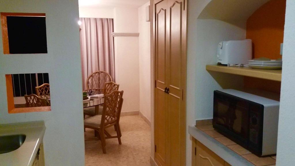 Condominio Torreblanca Cabo Marquez 阿卡普尔科 外观 照片