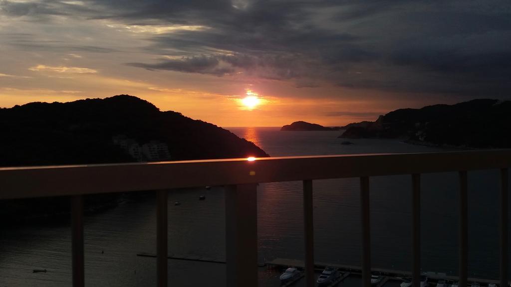 Condominio Torreblanca Cabo Marquez 阿卡普尔科 外观 照片